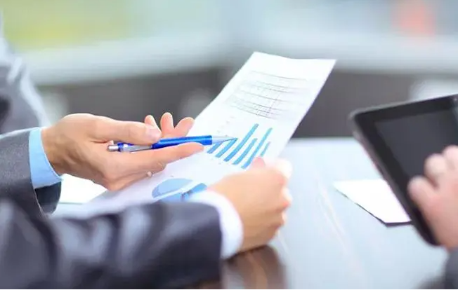 绍兴外遇取证侦探公司：到亲戚家夫妻住一起合适吗